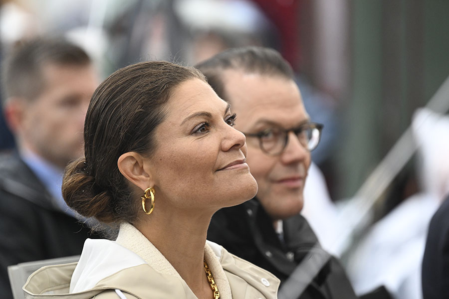 Victoria inkallad med Daniel till slottet &ndash; viktigt m&ouml;te om barnen