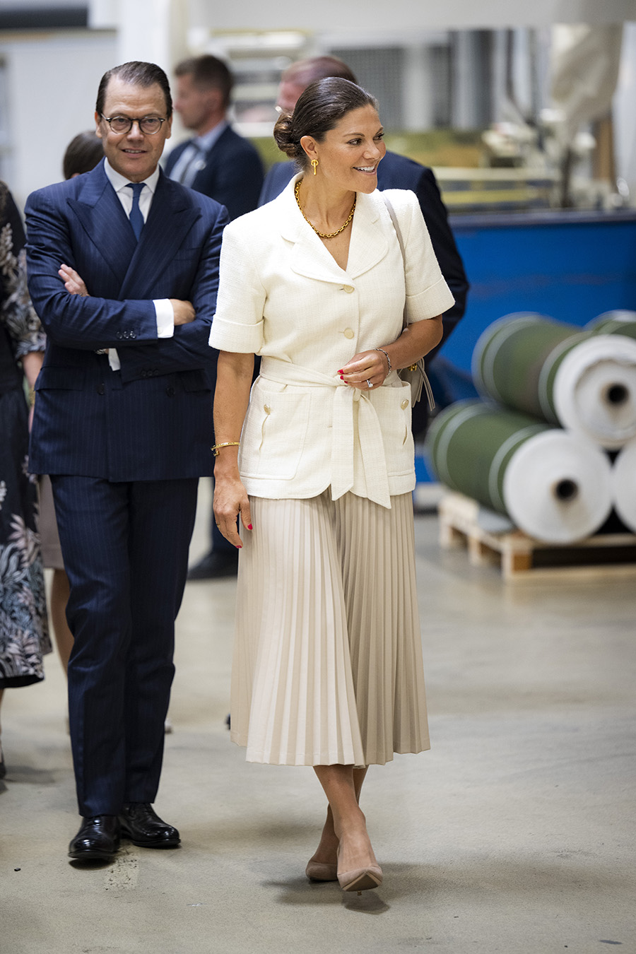 Ok&auml;nd man jagade Victoria och Daniel &ndash; S&auml;po ingrep direkt!