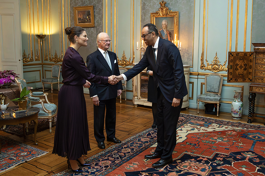 Victorias hemliga maktsignal &ndash; h&aring;rknuten var ingen slump