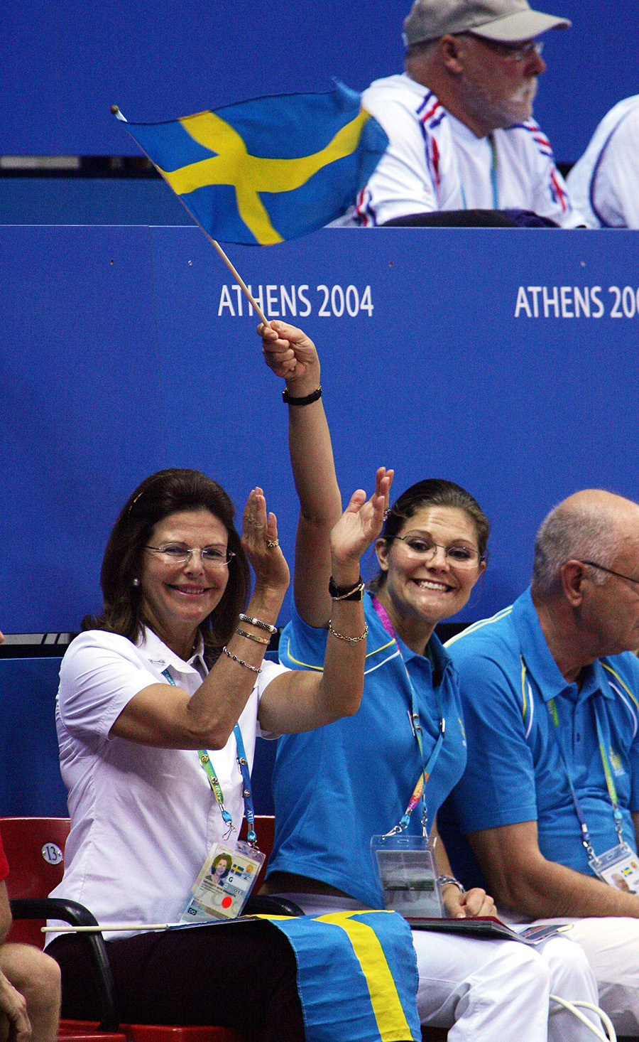 Victorias nya hedersuppdrag – hyllas efter stora avslöjandet