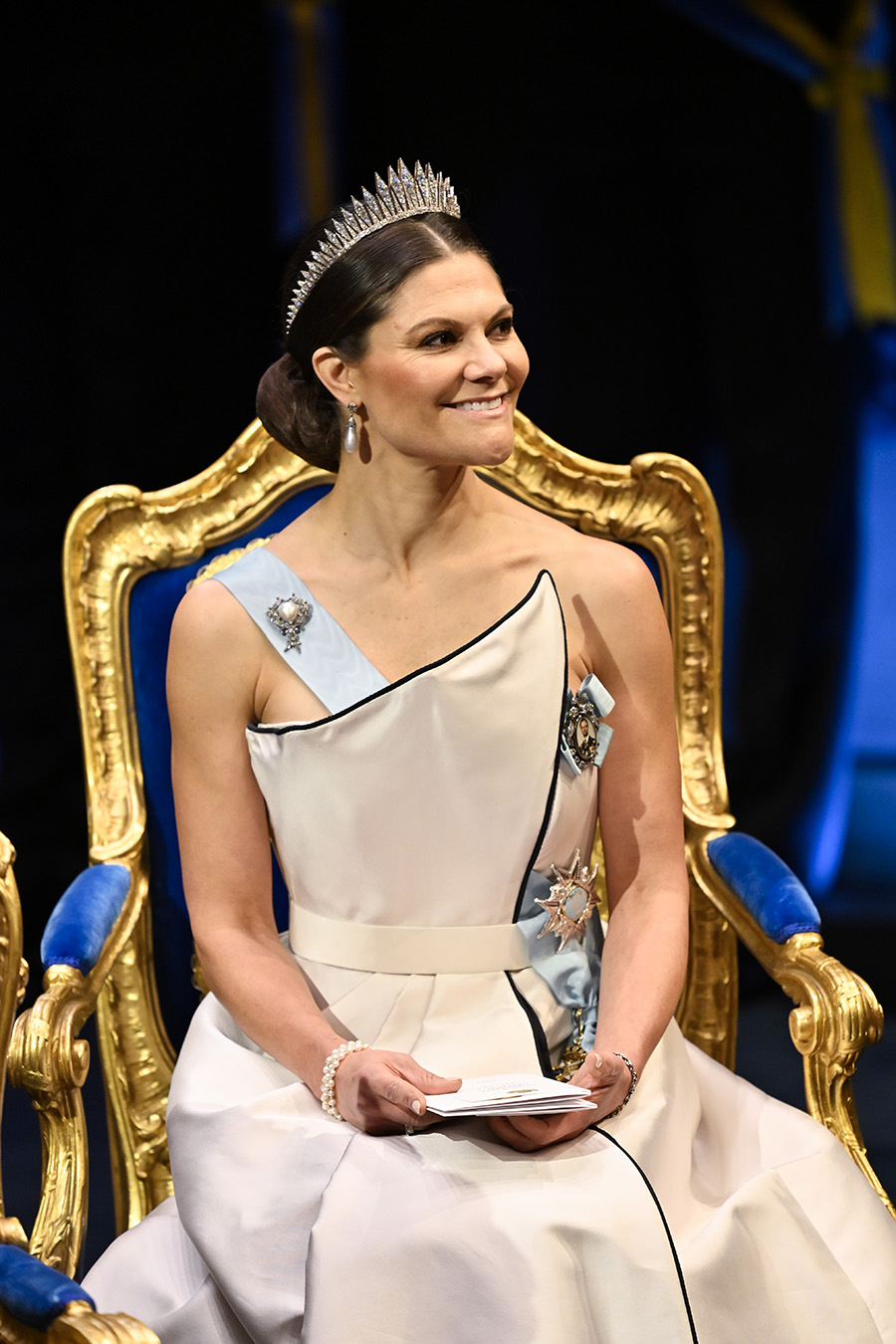 Victorias chock– bär förbjuden klänning på Nobelfesten!