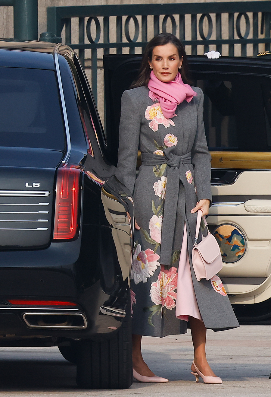 Drottning Letizia pekas ut &ndash; nya uppgifter om otrohet