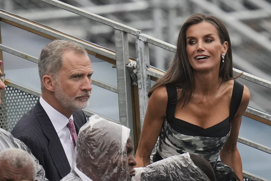 Drottning Letizia pekas ut &ndash; nya uppgifter om otrohet