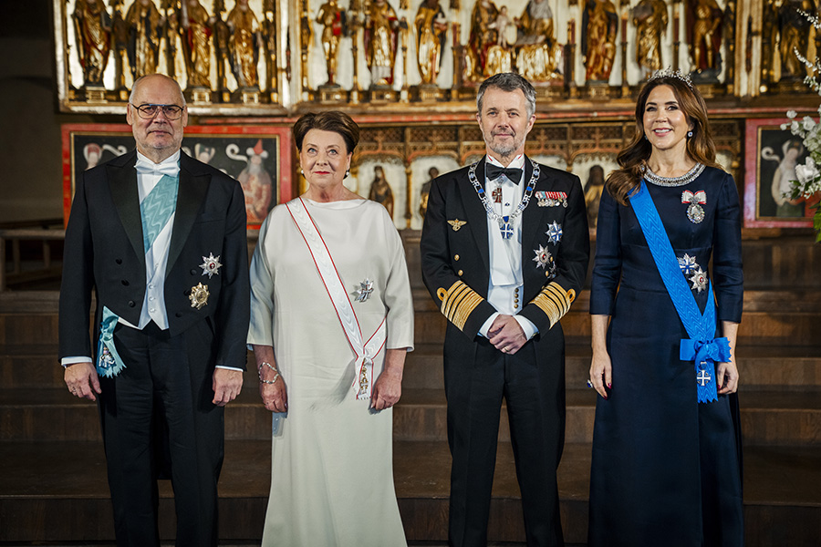 Drottning Marys succ&eacute; i Estland &ndash; galafesten i en kyrka!