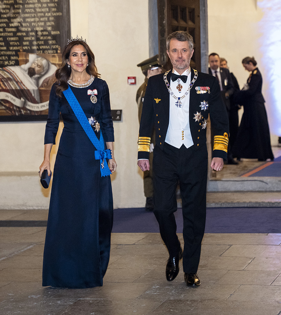 Drottning Marys succ&eacute; i Estland &ndash; galafesten i en kyrka!