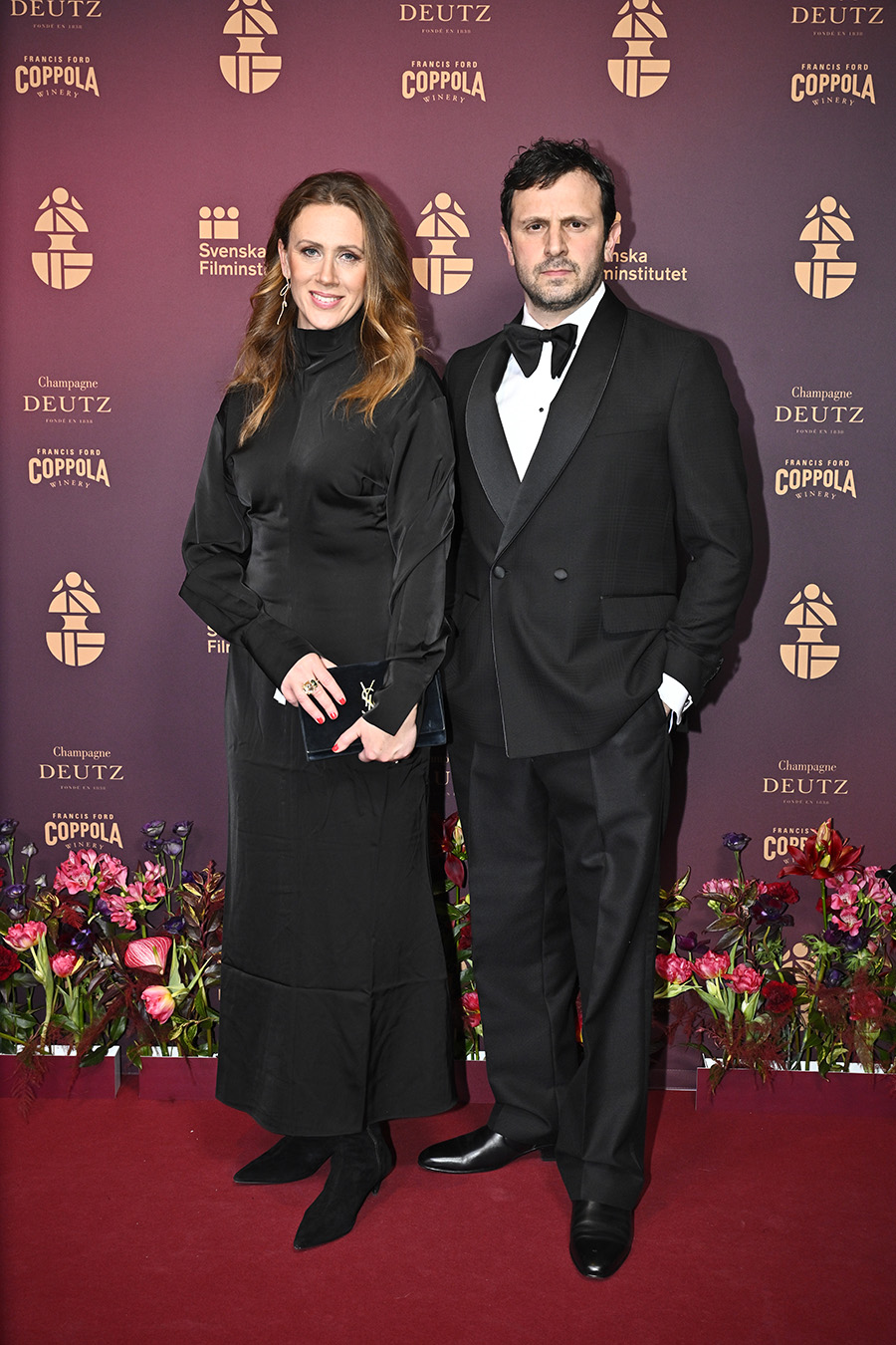 Glitter, nerver och champagne &ndash; h&auml;r &auml;r stj&auml;rnorna p&aring; Guldbaggen