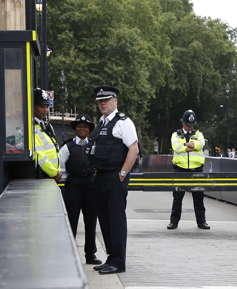 Hot mot prins William och Kate &ndash; inkr&auml;ktare tog sig in i hemmet