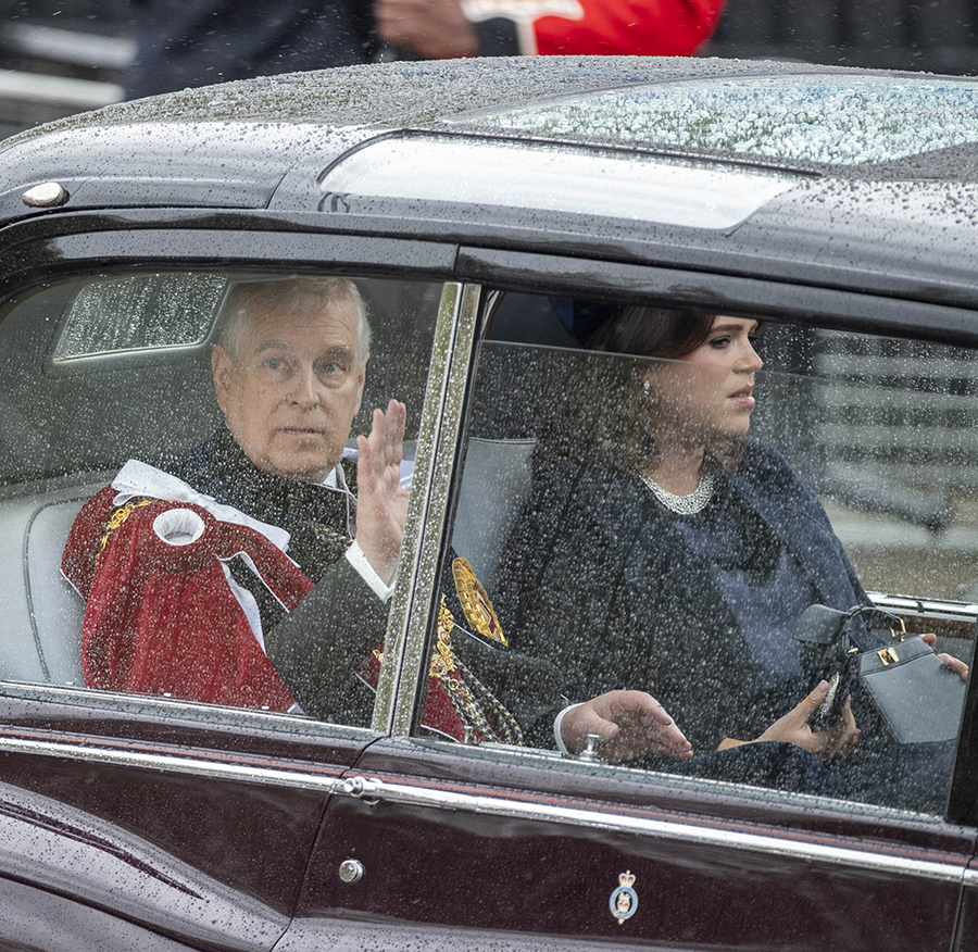 Prinsessan Eugenie bryter med Andrew efter Epstein-h&auml;rvan