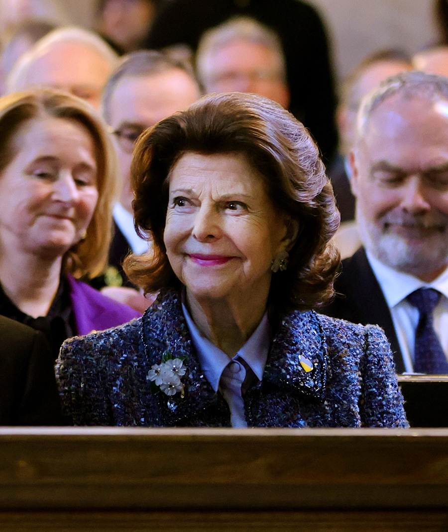 Silvias tydliga markering i kyrkan &ndash; hovet s&auml;ger inget