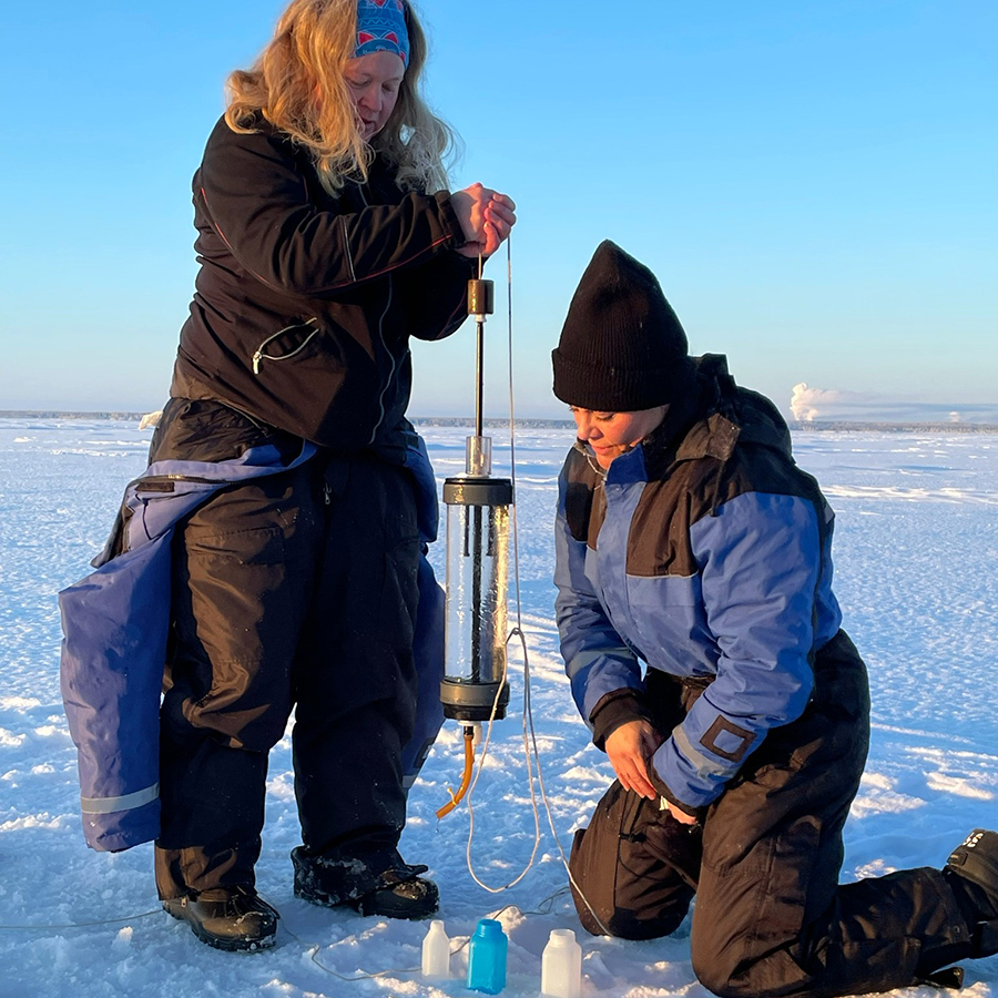 Bild-Extra: Victoria i 25 minus &ndash; p&aring; iskallt uppdrag i gryningen