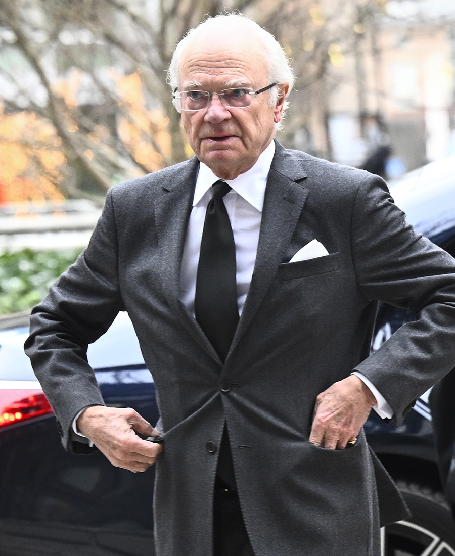 Hovets skr&auml;ck efter nya tv-klippet &ndash; kungen h&aring;nas igen