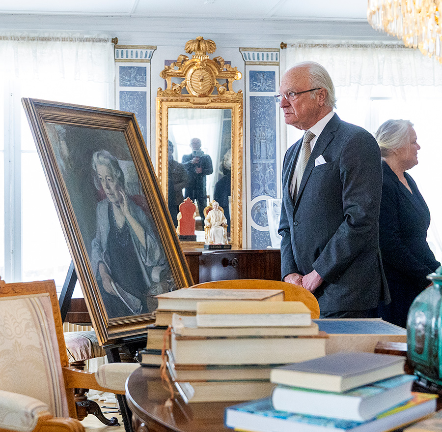 Silvia saknades helt &ndash; kungens pl&ouml;tsliga ord v&auml;cker fr&aring;gor