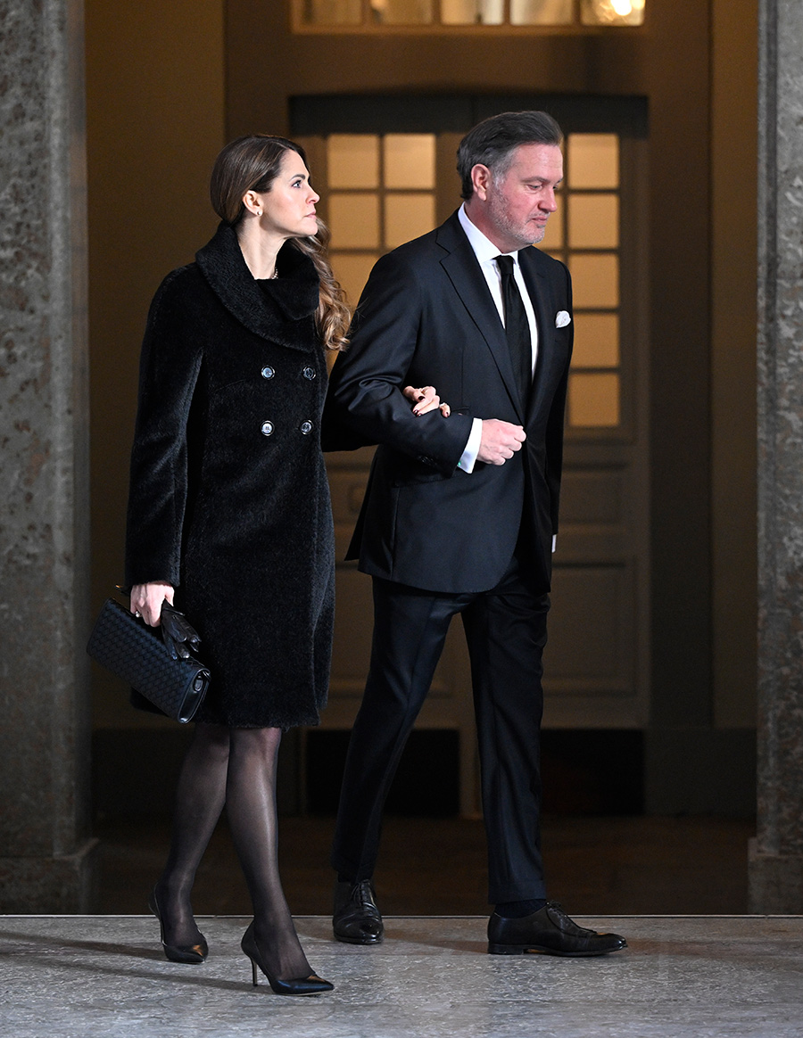 Kungaparets sorg &ndash; bilderna fr&aring;n det gripande avskedet