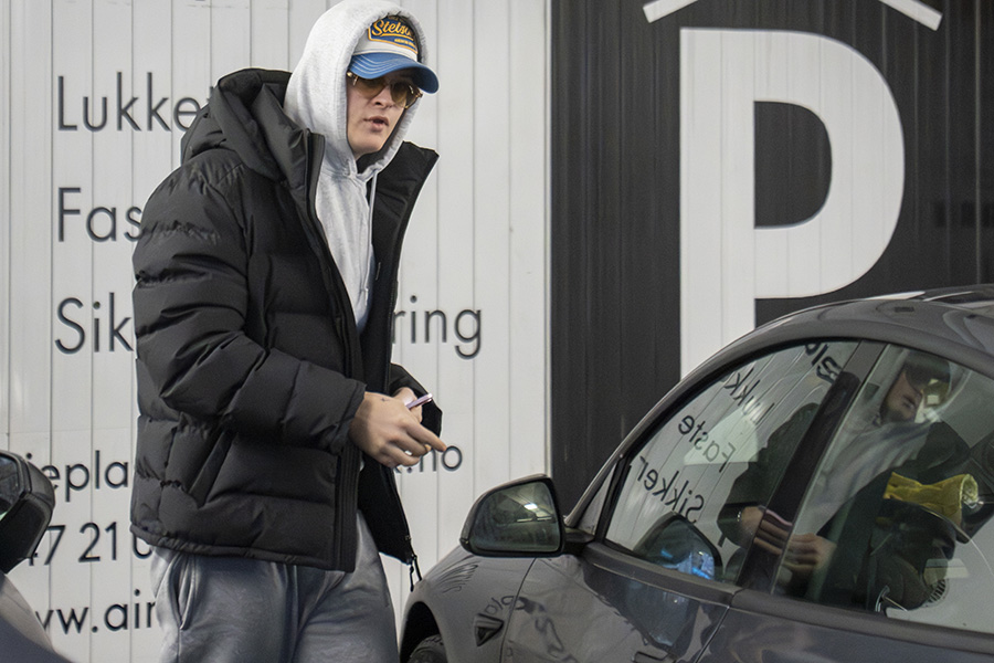 Marius akut f&ouml;rd till sjukhus &ndash; Mette-Marit vid hans sida