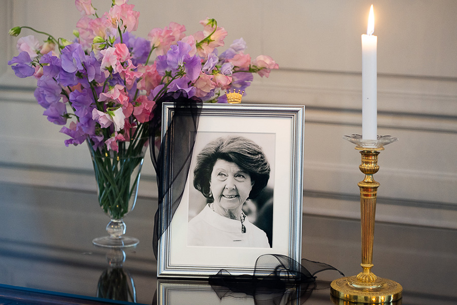 Madeleine k&auml;mpade med k&auml;nslorna &ndash; Chris t&auml;tt intill