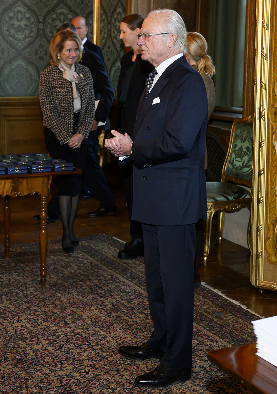 Oro p&aring; slottet &ndash; drottning Silvia pl&ouml;tsligt sjuk igen