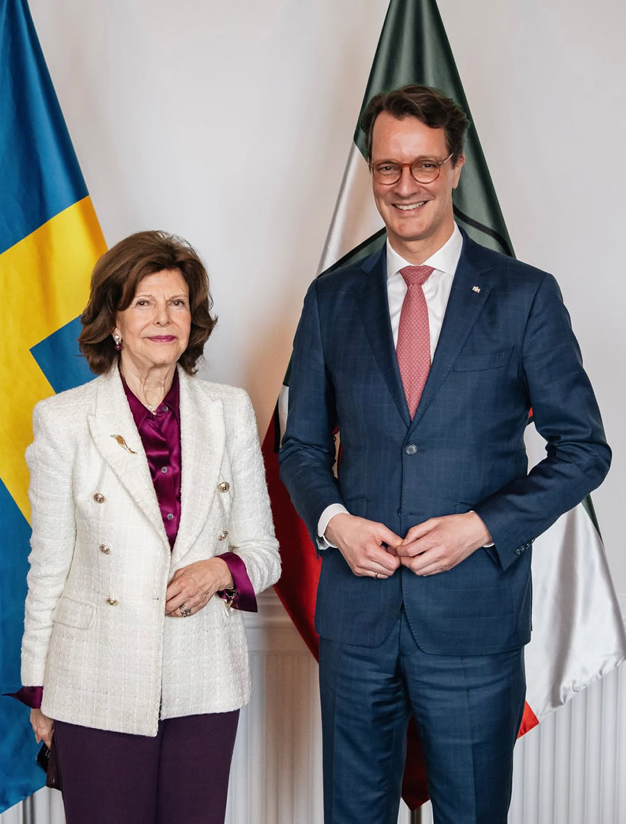 Silvia tillbaka i D&uuml;sseldorf &ndash; drottningens lyxiga stilsucc&eacute;