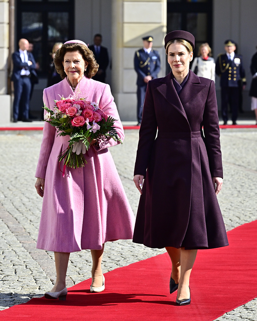 Silvias rosa panglook i Polen &ndash; alla fastnade f&ouml;r detaljen