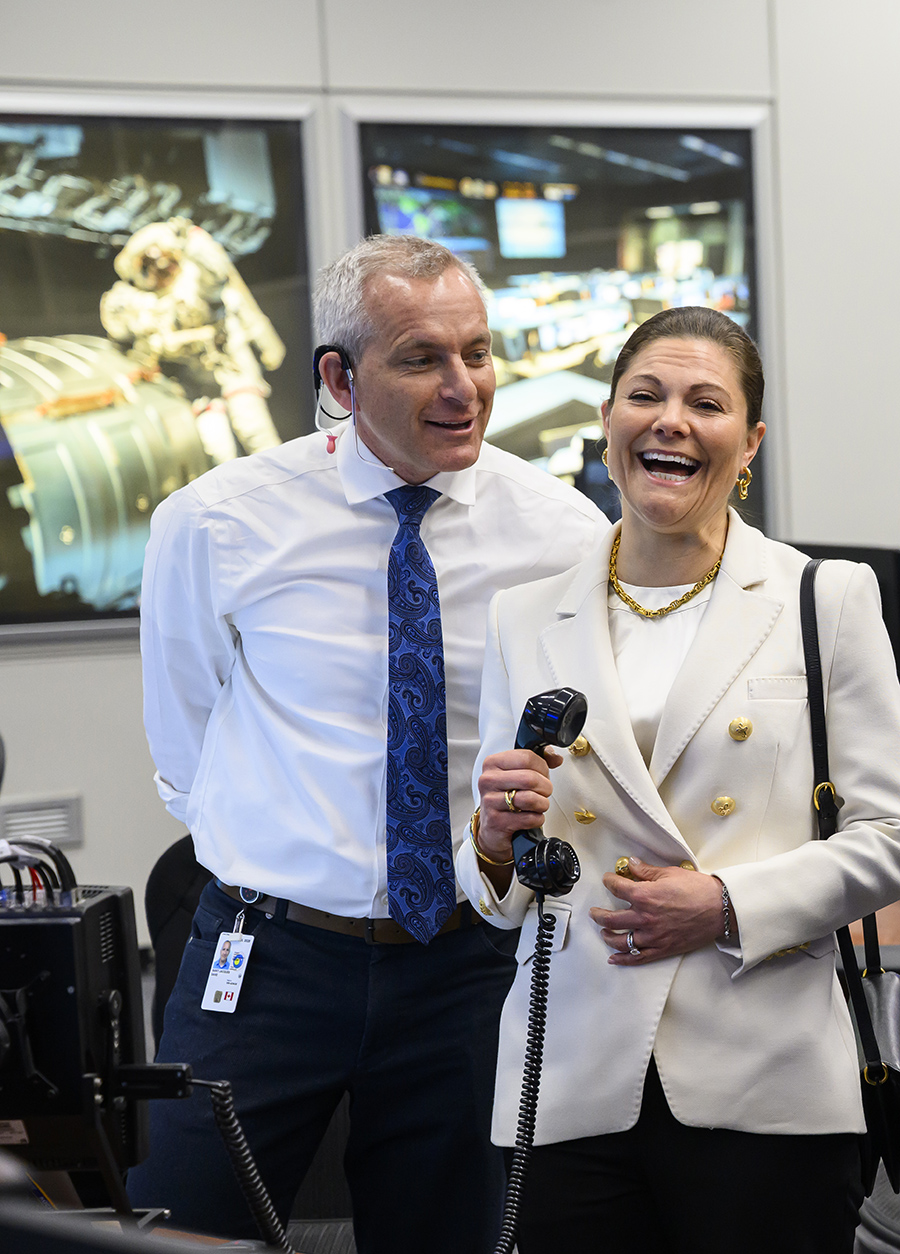 Victoria f&aring;r pl&ouml;tsligt svar fr&aring;n rymden &ndash; f&aring;ngas direkt p&aring; bild