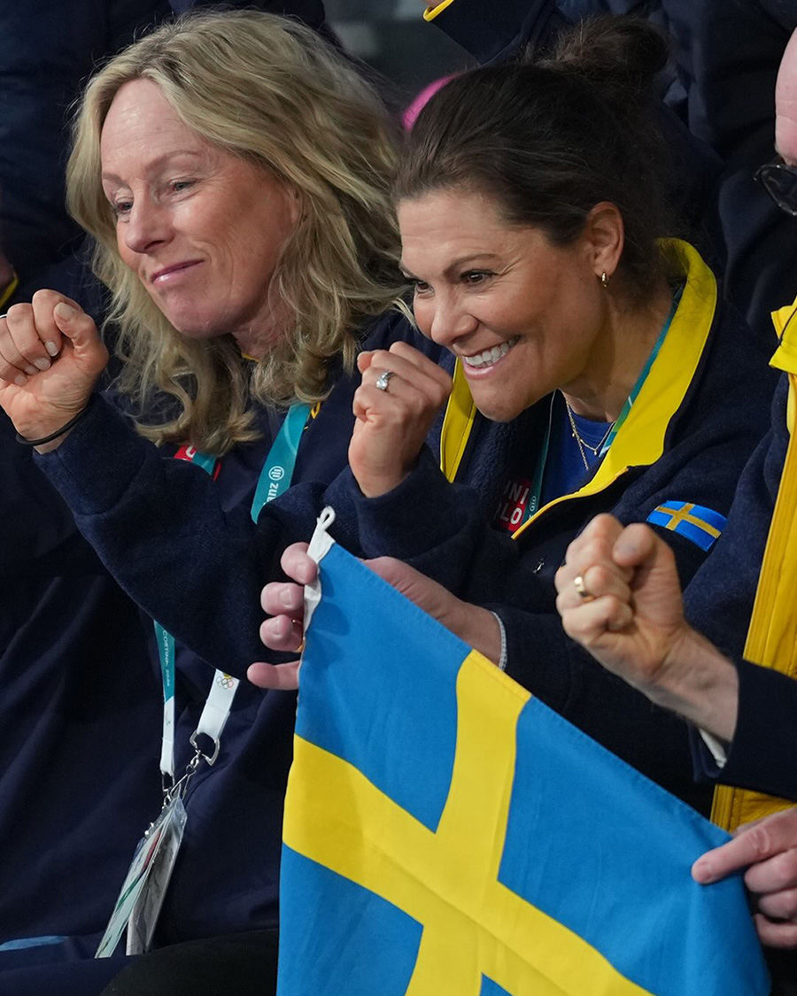 Victorias mystiska leende i Alperna &ndash; nu f&ouml;rst&aring;r alla varf&ouml;r