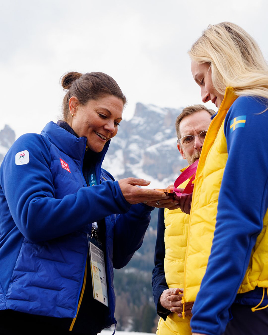 Victorias mystiska leende i Alperna &ndash; nu f&ouml;rst&aring;r alla varf&ouml;r