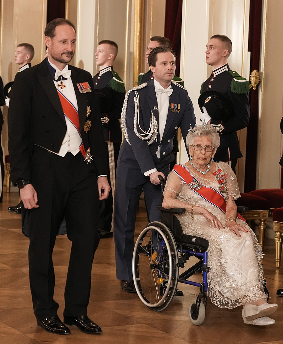 Prinsessan Astrid, 94, f&ouml;rd till sjukhus &ndash; nu agerar hovet