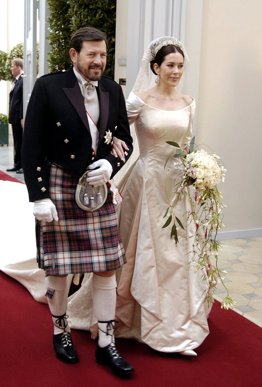 Drottning Marys liv i spillror &ndash; orden efter f&ouml;rlusten chockar