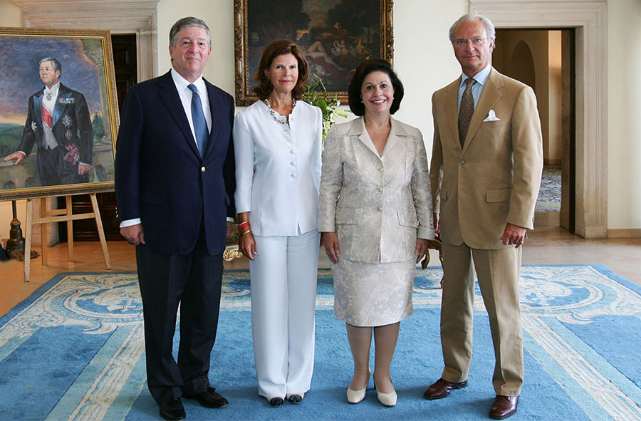 Victorias h&auml;rliga gl&auml;djebesked inf&ouml;r kungens 80-&aring;rskalas