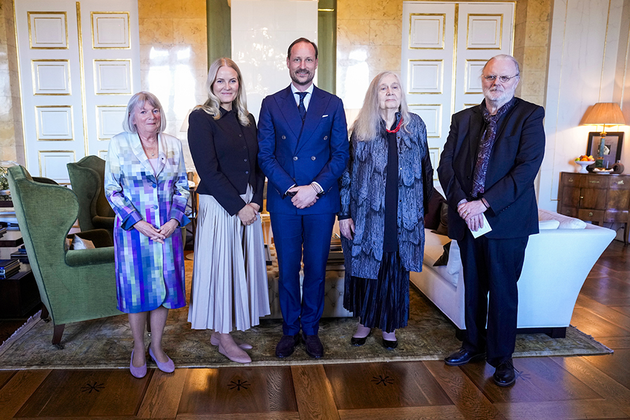 Nya bilderna p&aring; Mette-Marit &ndash; detaljen alla reagerar p&aring;