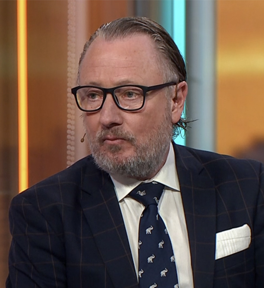 Prins Harry s&aring;gas av svensk 54-&aring;ring: 