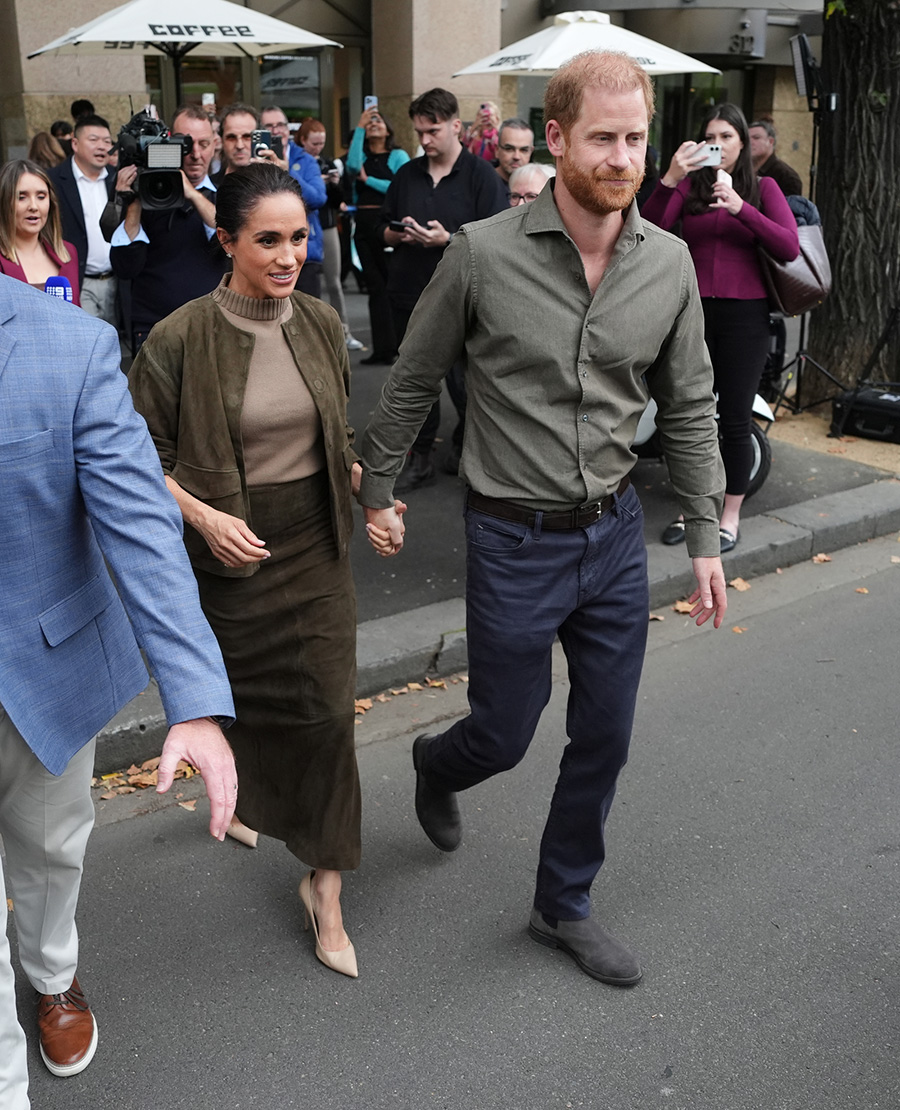 nya ilskan mot harry och meghan – tar betalt av fansen 4 Nya ilskan mot Harry och Meghan – tar betalt av fansen