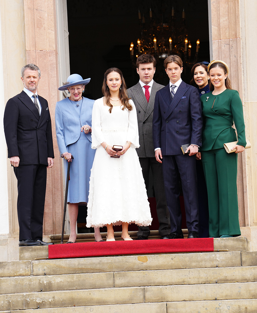 Drottning Marys gl&auml;dje mitt i sorgen &ndash; tvillingarnas stora dag