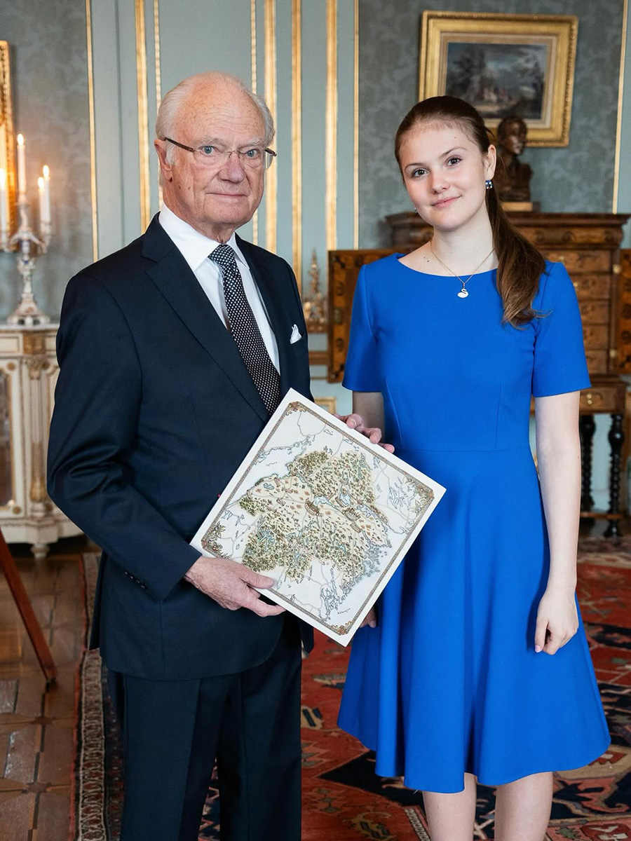 Estelles ov&auml;ntade kupp mot kungen &ndash; sm&ouml;g in p&aring; slottet