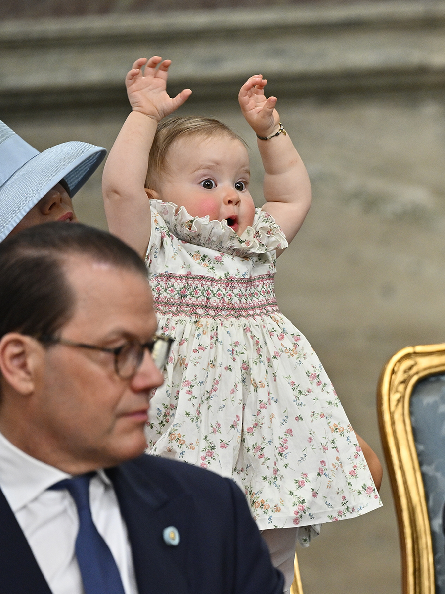 Prinsessan Ines stal kungens show &ndash; supers&ouml;ta buset i kyrkan