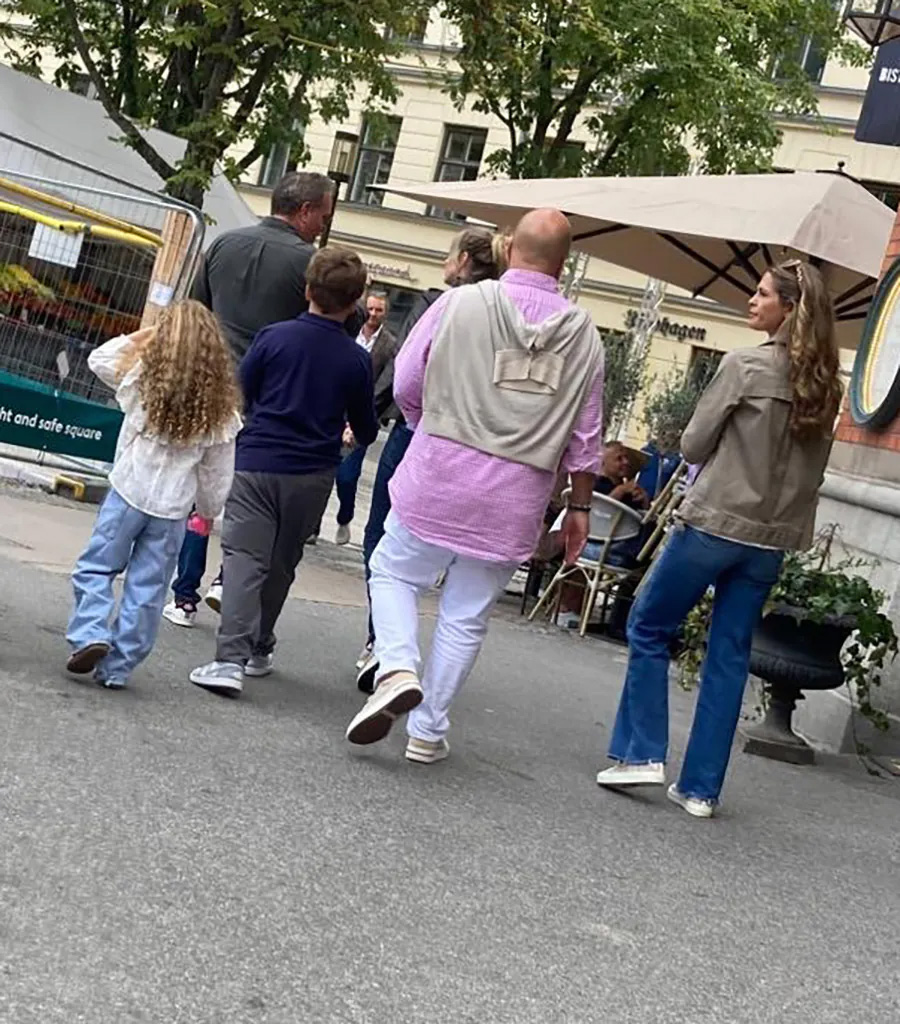 Avsl&ouml;jat: Madeleine i London &ndash; uppt&auml;ckt med alla barnen