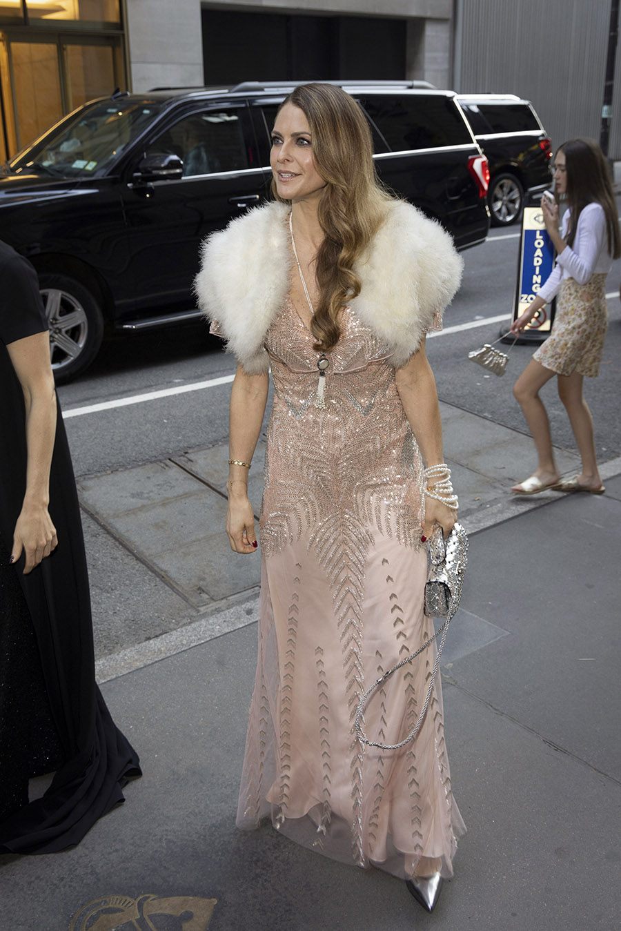 Madeleines glammiga party i New York &ndash; med v&auml;ninnorna