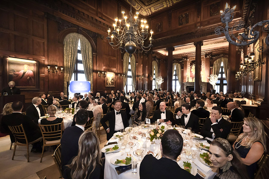 Madeleines glammiga party i New York &ndash; med v&auml;ninnorna