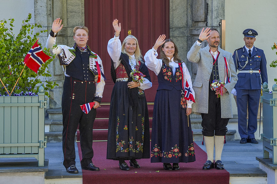 Mette-Marits kris inf&ouml;r 17 maj &ndash; nu m&aring;ste hon samla familjen