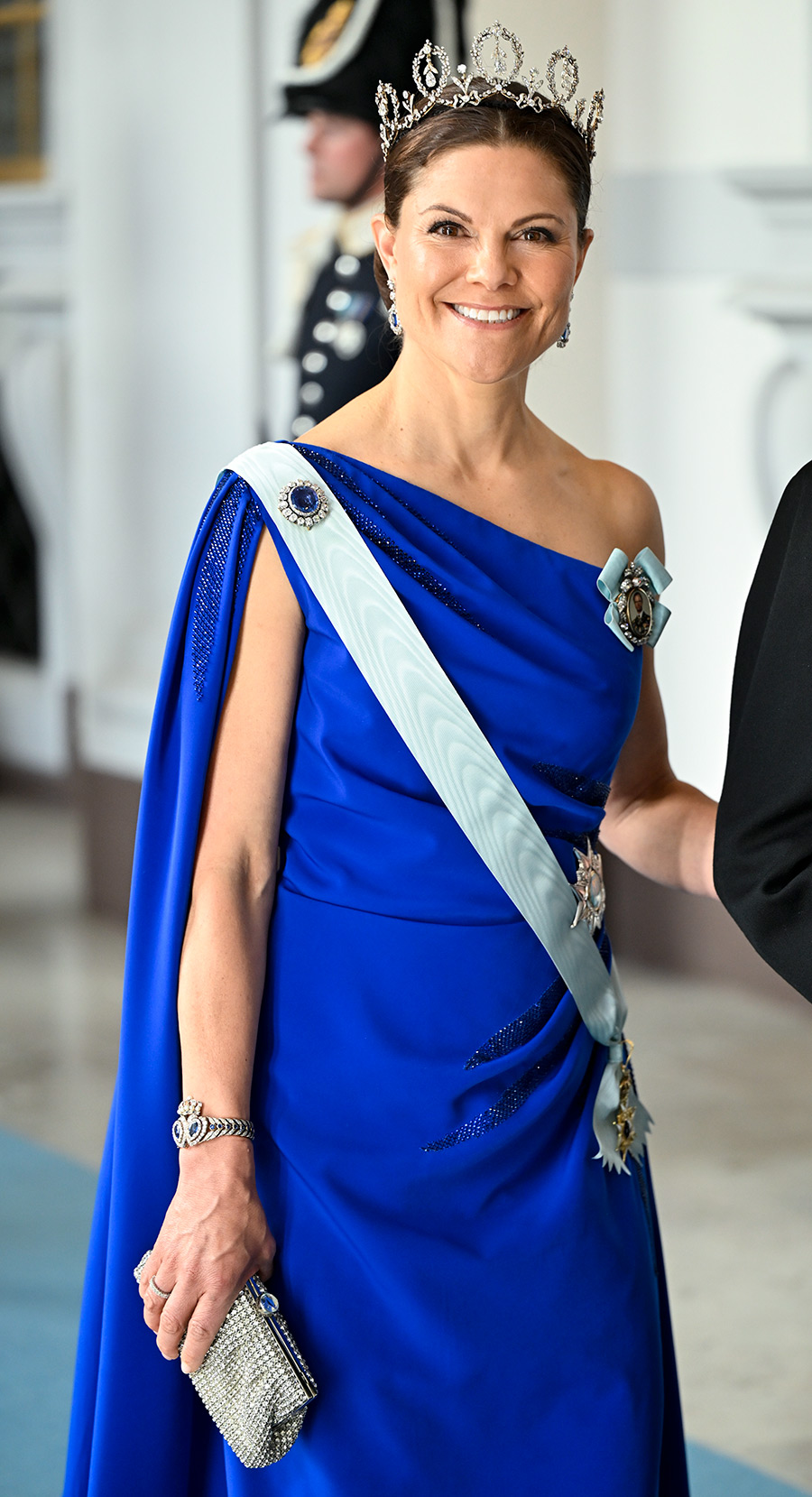 Victoria hyllas efter talet till kungen &ndash; experten: 