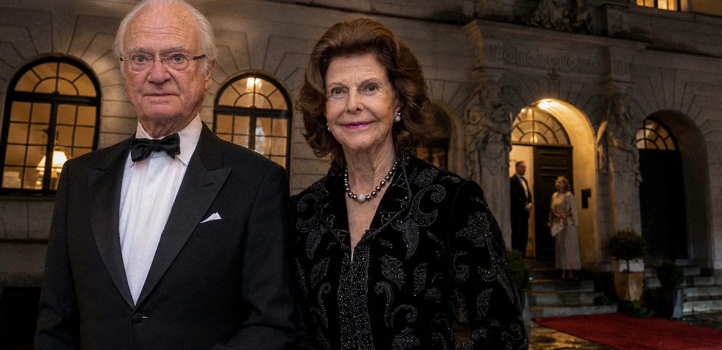 Silvia p&aring; hemlig festkv&auml;ll med kungen &ndash; hemma hos grannen