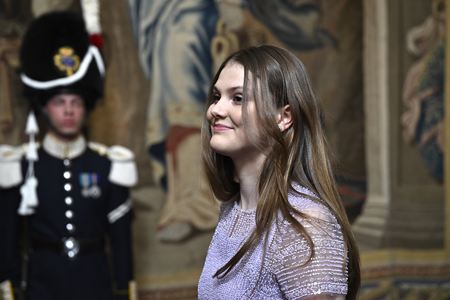 Estelles eleganta succ&eacute; &ndash; h&auml;r &auml;r alla g&auml;sterna p&aring; kungens gala