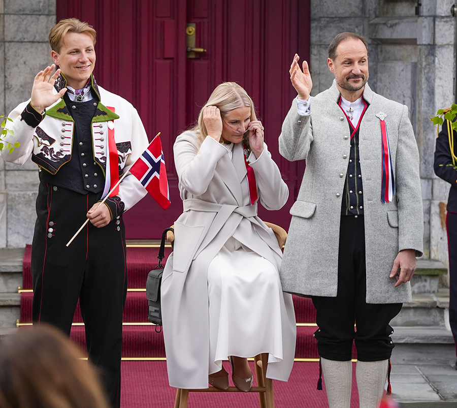 Mette-Marits ot&auml;cka kollaps inf&ouml;r folket &ndash; tvingades avbryta