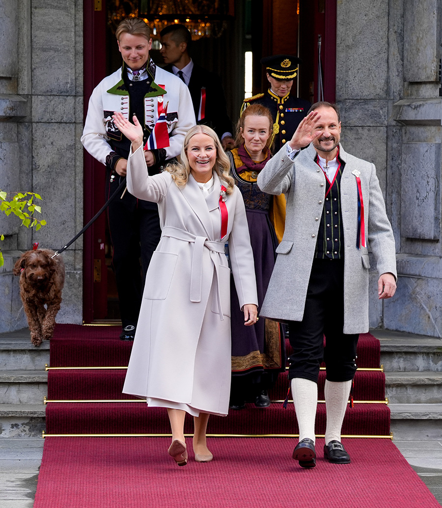 Mette-Marits ot&auml;cka kollaps inf&ouml;r folket &ndash; tvingades avbryta