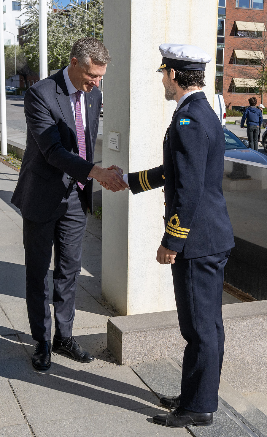 Carl Philip i uniform &ndash; prinsen som officer och gentleman