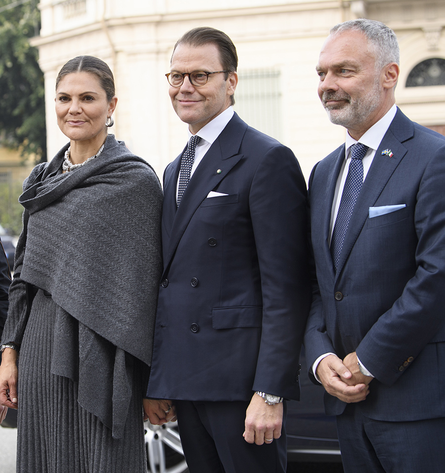 Prins Daniel l&auml;mnar Haga slott &ndash; hovet bekr&auml;ftar uppgifterna