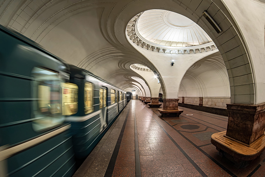 chocken: silvia lämnade festen – tog tunnelbanan hem 3 Chocken: Silvia lämnade festen – tog tunnelbanan hem