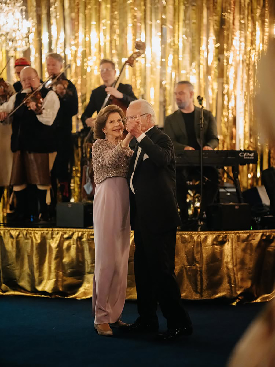 Kungen och Silvias privata festbilder fr&aring;n guldbr&ouml;llopet