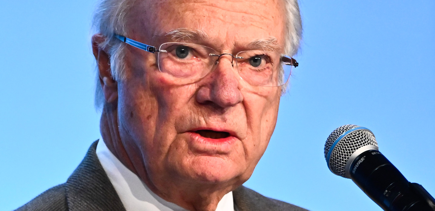 Kungens gripande ord &ndash; efter d&ouml;dliga jordb&auml;vningen
