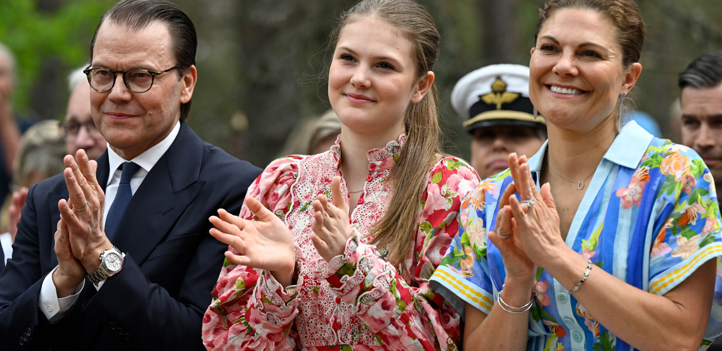 Estelle kliver fram &ndash; &ouml;verraskar med Victoria och Daniel