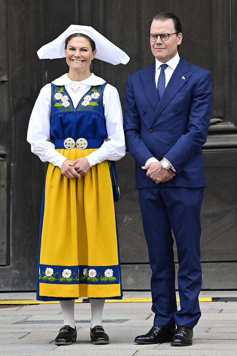 Victoria och Daniels k&auml;rleksfulla stund p&aring; slottet &ndash; alla s&aring;g det